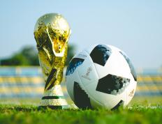 IM体育官网-圣殿之夜，当桑巴绝响撕裂非洲雄鹰，替补席上站起的是足球之神