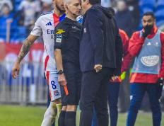 IM体育注册链接-关于里昂客场与里尔战成平局，双方平分秋色的信息