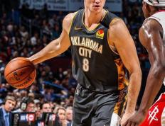 IM Sport-包含澳大利亚男篮爆冷勇士，加里纳利三分雨点燃全场的词条