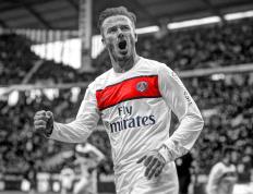 IM体育官方网站-独行侠对阵山西队，西亚卡姆存在感拉满，一场跨越篮球文化的对话