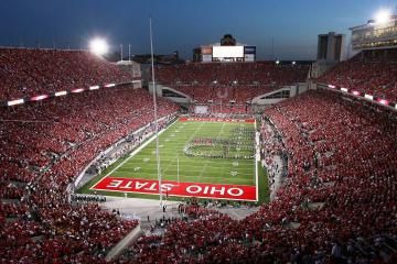 IM体育赛事直播入口-硬仗之王班凯罗闪耀，76人轻取尼克斯显统治力