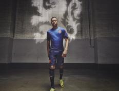 IM体育官方网站-舞台越大越强，加纳门将门迪在马德里竞技的聚光灯下绽放