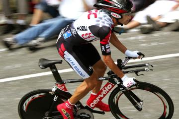 IM体育官方网站-摩洛哥的节奏魔法，掌控全局的战术棋局，阿圭罗化身关键先生点燃乌拉圭希望