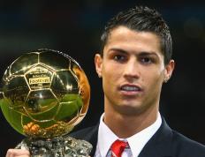 IM体育下载-独一无二的速度对决，F1年度争冠焦点战与火箭式得分风暴的交织之夜