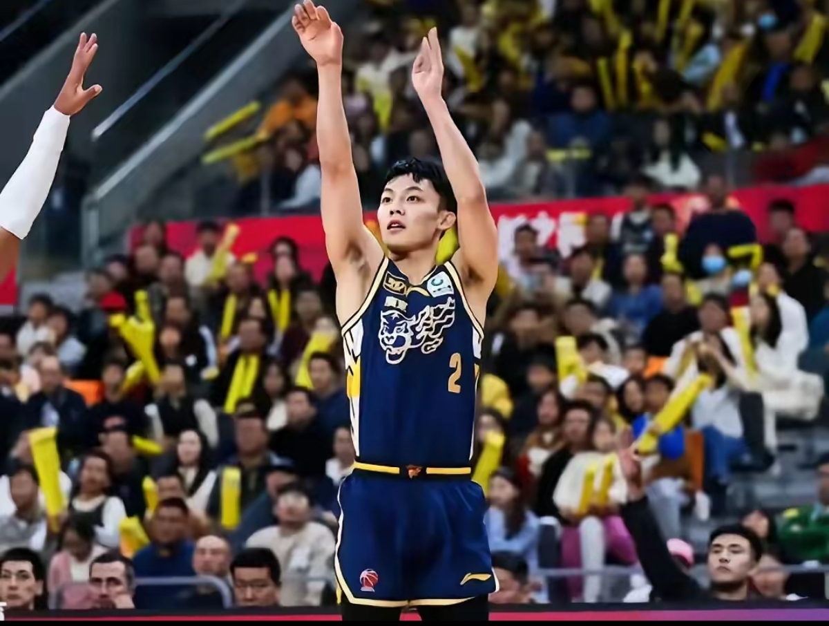 IM体育注册链接-广东宏远以惊艳表现力挺,成功晋级CBA总决赛!的简单介绍