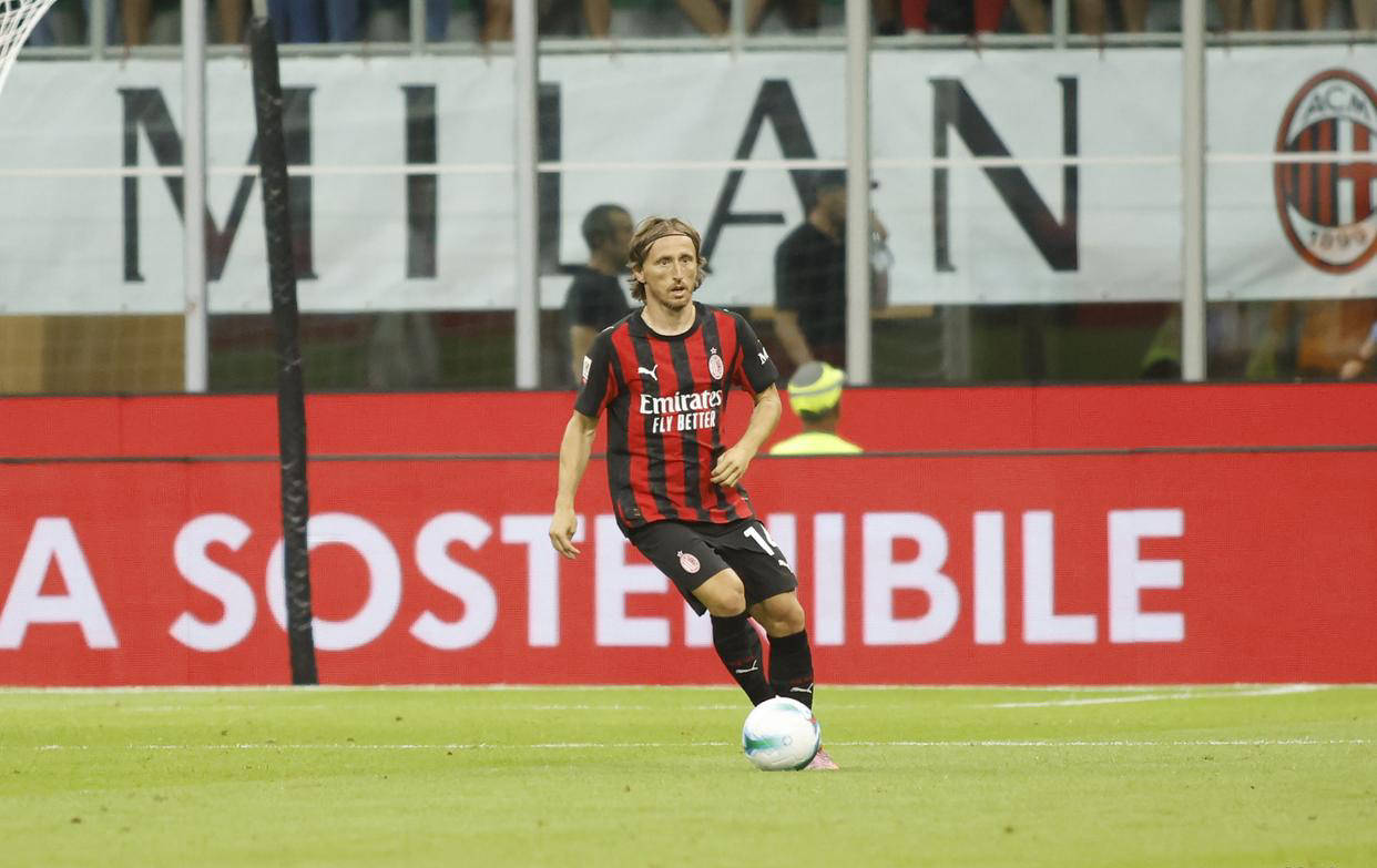 IM体育赛事直播入口-关于曼城横扫巴萨，莫德里奇关键制胜的信息