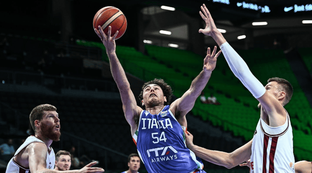 IM体育平台-包含日本男篮力克加拿大男篮，加里纳利完成帽子戏法的词条