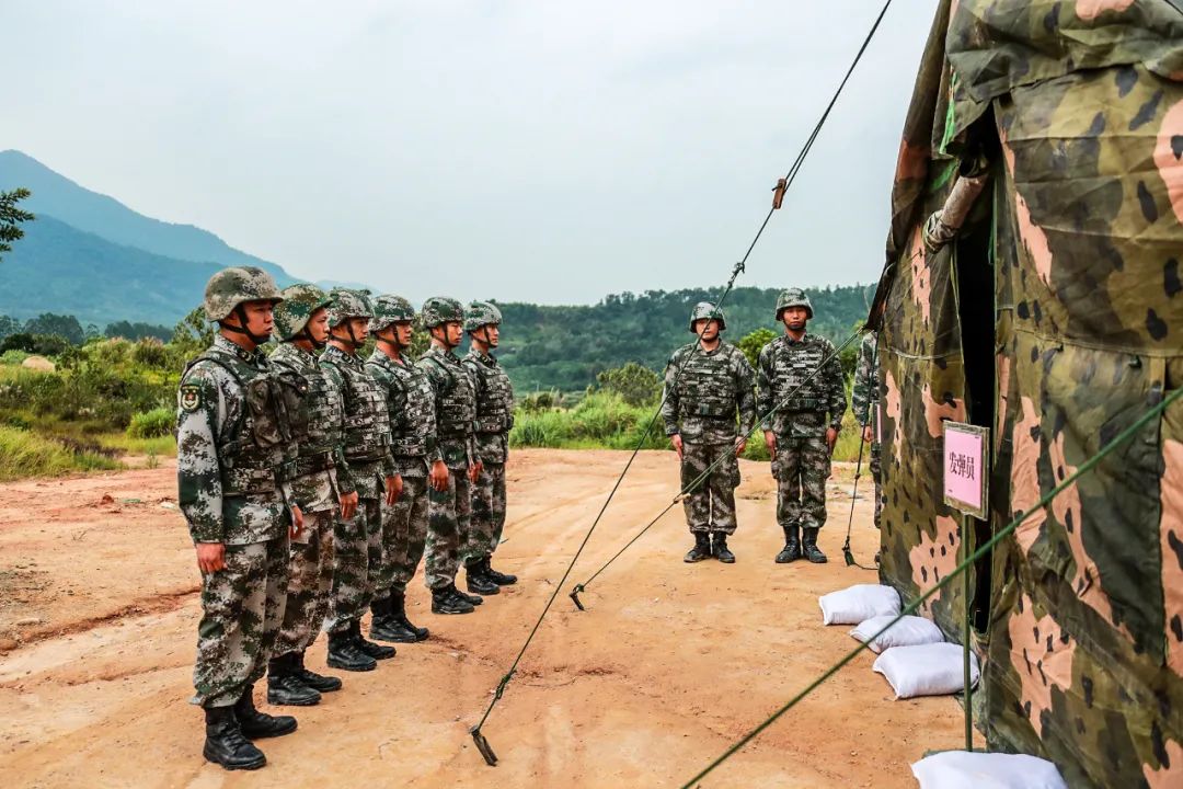 IM体育平台-包含比赛风云突变,场上大战硝烟四起的词条