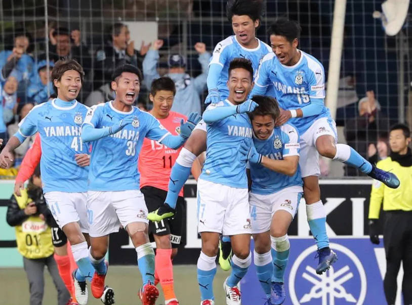 IM体育在线注册-皇家社会险胜对手,争夺前四名宝座