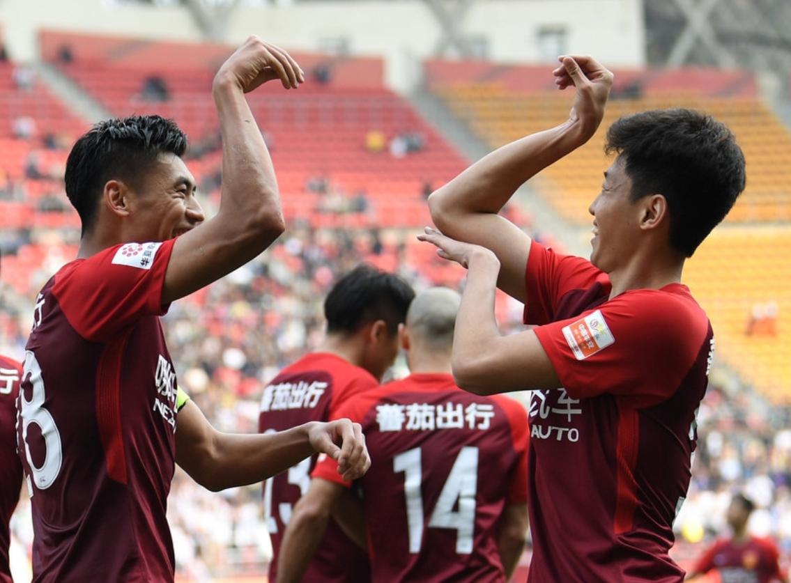 IM体育-关于欲跻身榜首,广州富力将对阵上海上港,胜者将领跑积分榜的信息