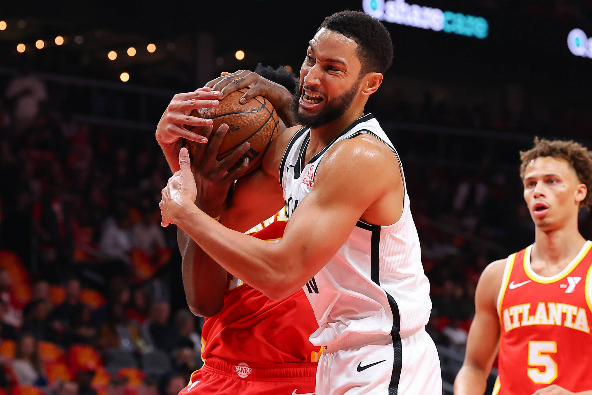 IM体育-关于雄鹿击败篮网，希尔顿-阿姆斯特朗迎来高光时刻的信息