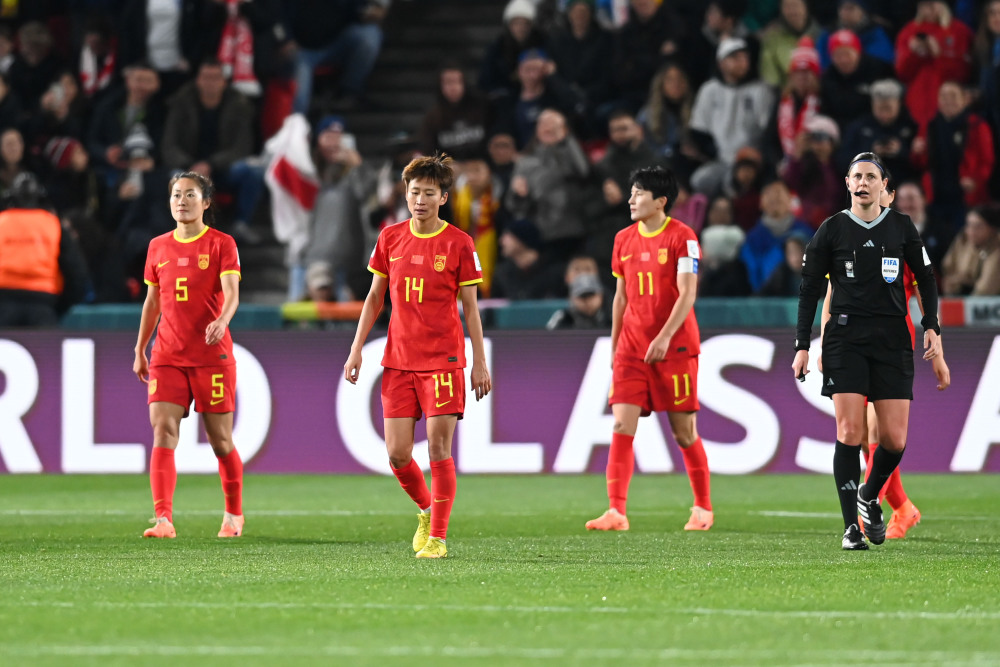 IM体育数据分析平台-谢菲联放弃,小组出局已成定局的简单介绍