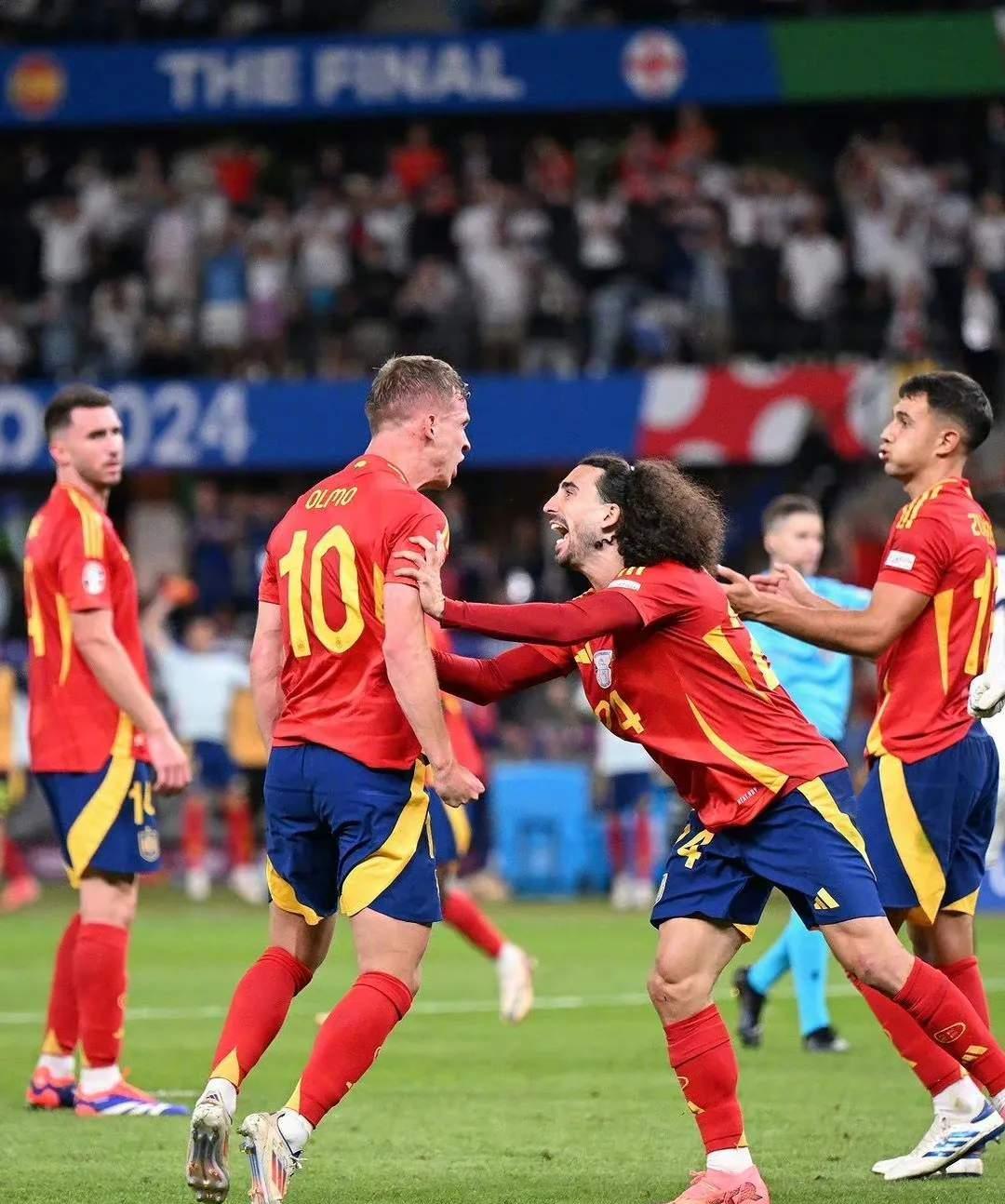 IM体育官方平台-包含西班牙绝杀哥伦比亚，马丁内利状态火热的词条