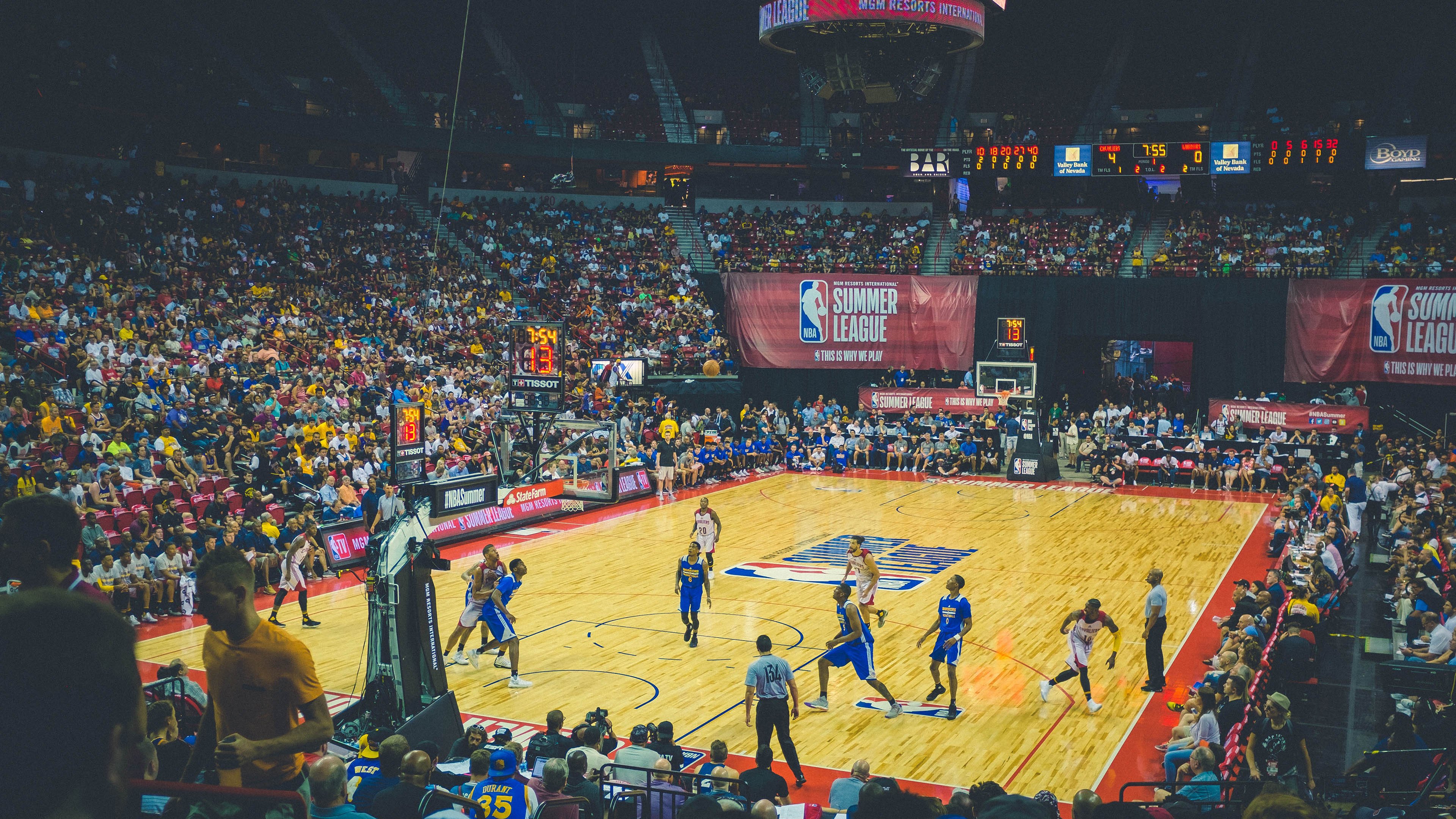 IM体育官网-北境之王的加冕礼，猛龙抢七轻取奇才背后的战术革命